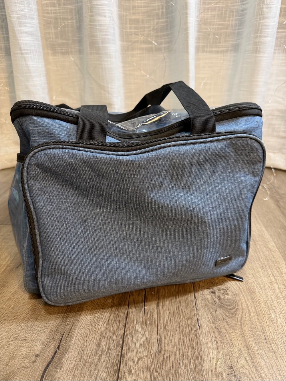 Teamoy yarn storage organizer bag: with dividers and pockets.